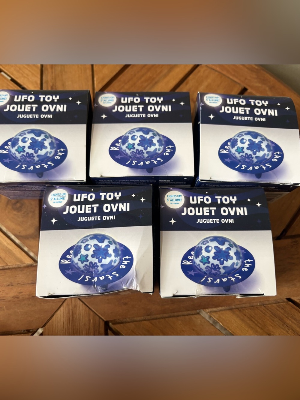 NEW UFO Light Up Toy Party Favors (5 Pack) Set